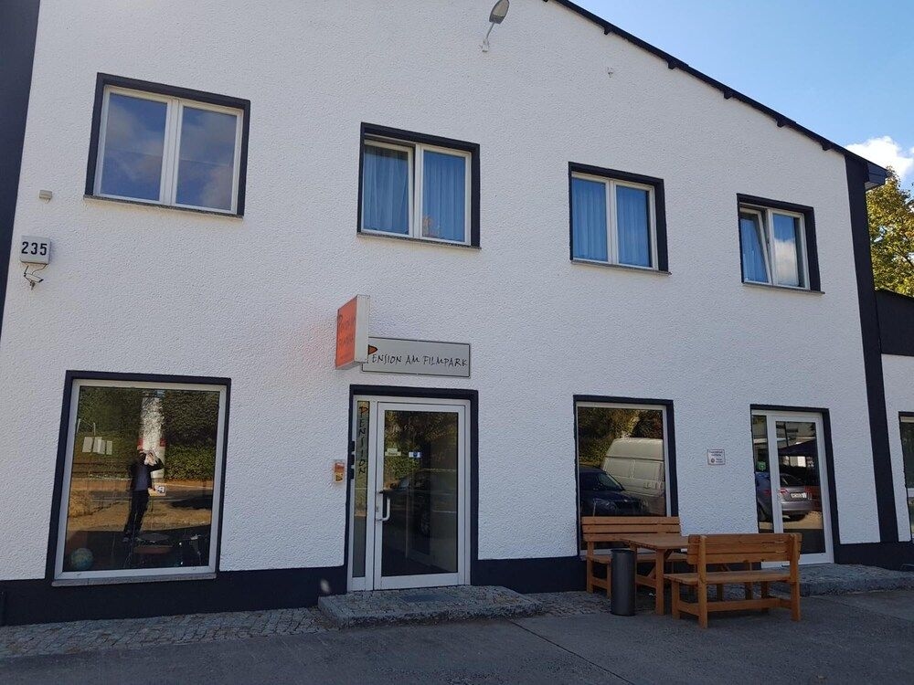 Pension am Filmpark3