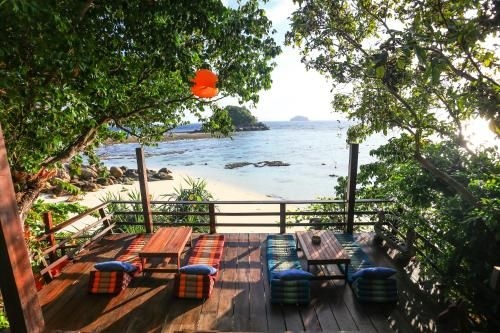 เซเรนดิพิติ บีช รีสอร์ต เกาะหลีเป๊ะ (Serendipity Beach Resort Koh Lipe)4