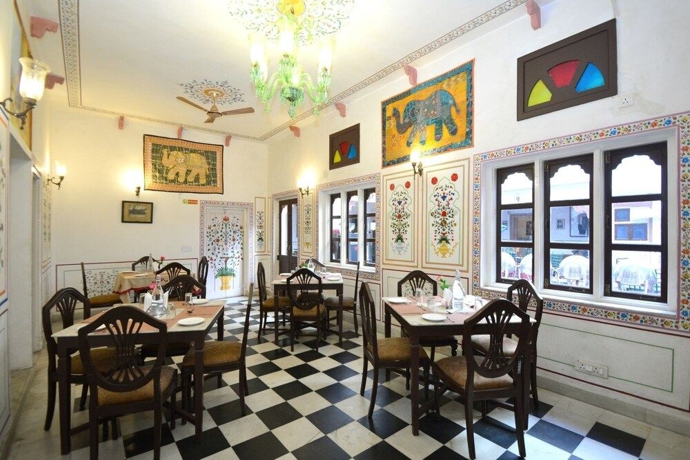 Mahal Khandela3