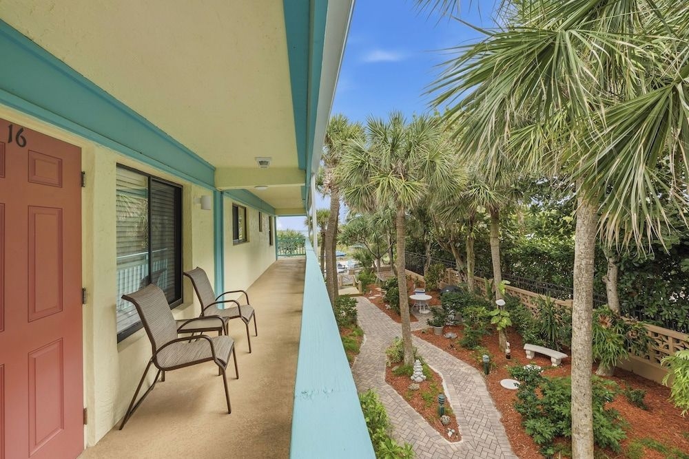 Sand Dune Shores0