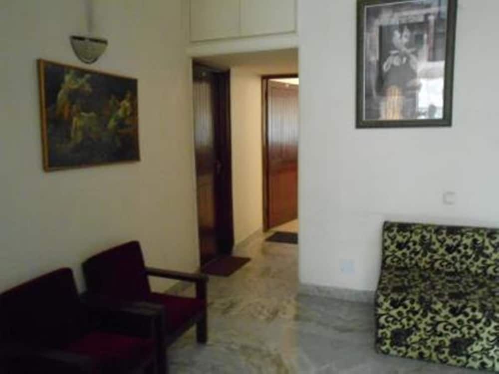 Hotel Hemkunt1
