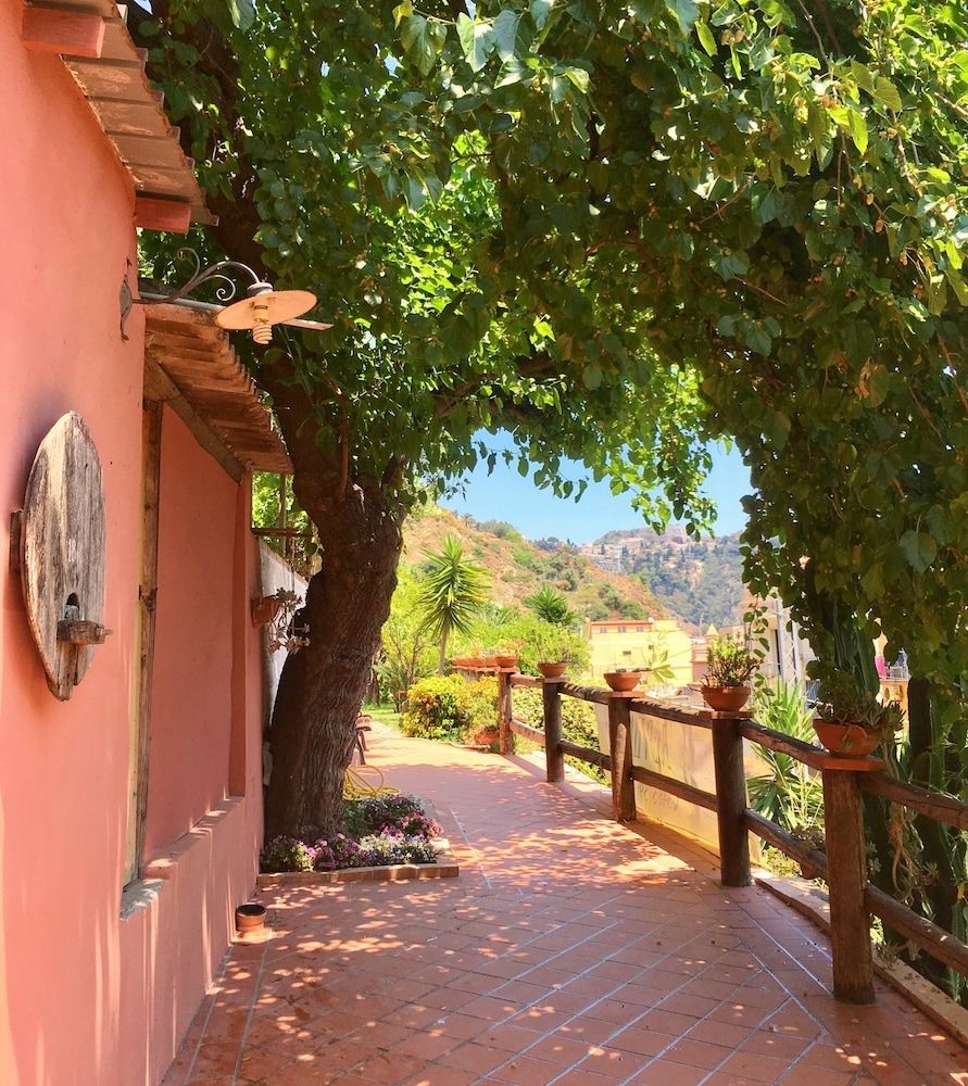 Villa Vittoria1