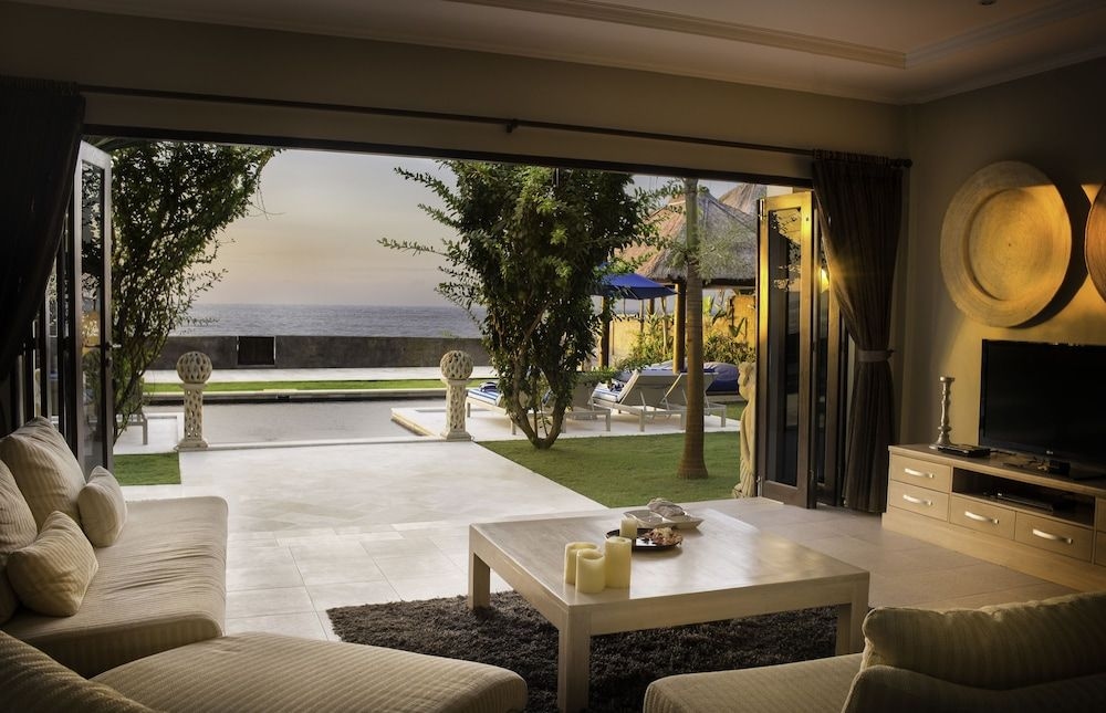 The Beach Front Villas (North Bali)0