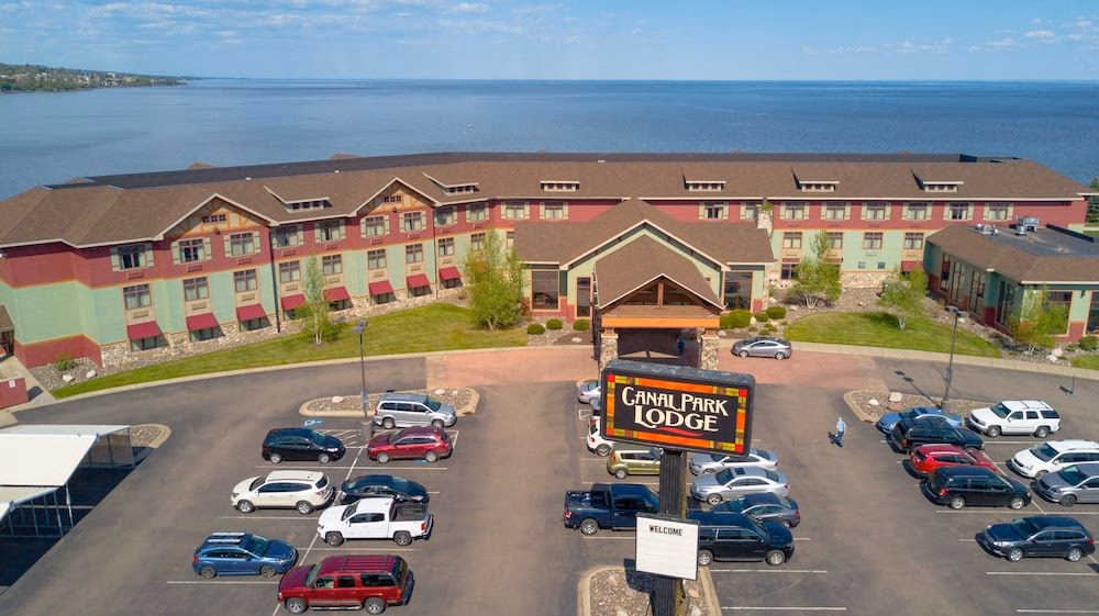 Canal Park Lodge3