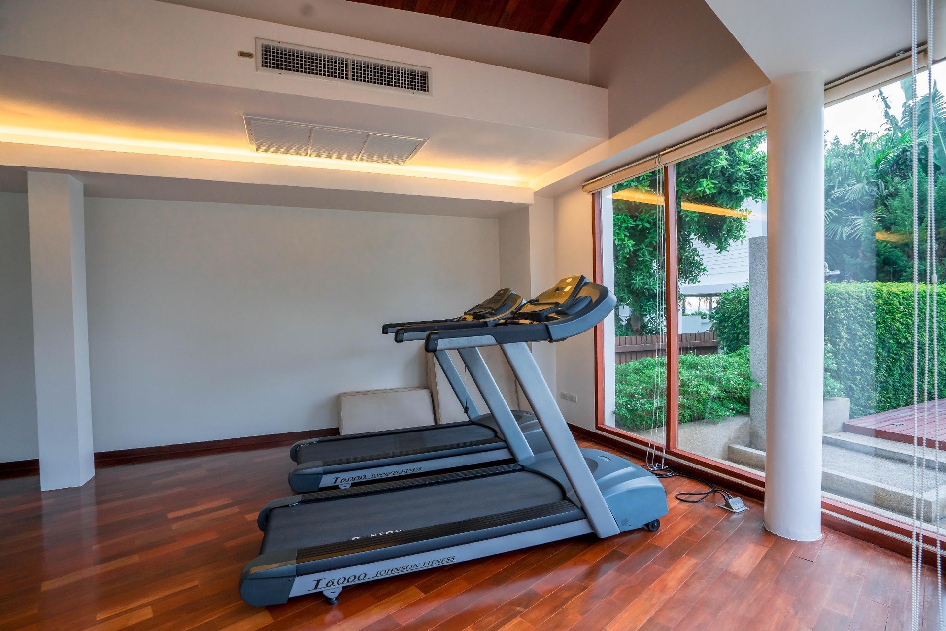 ปราณลักษณ์  พูล วิลล่า ฮอลลิเดย์ โฮม  (Pranaluxe Pool Villa Holiday Home)4