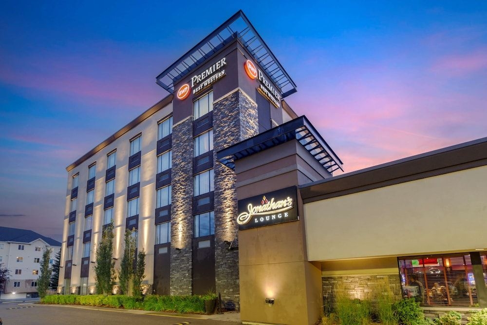 เบสต์ เวสเทิร์น พรีเมียร์ เดนแฮม อินน์ แอนด์ สวีท (Best Western Plus Denham Inn & Suites)2