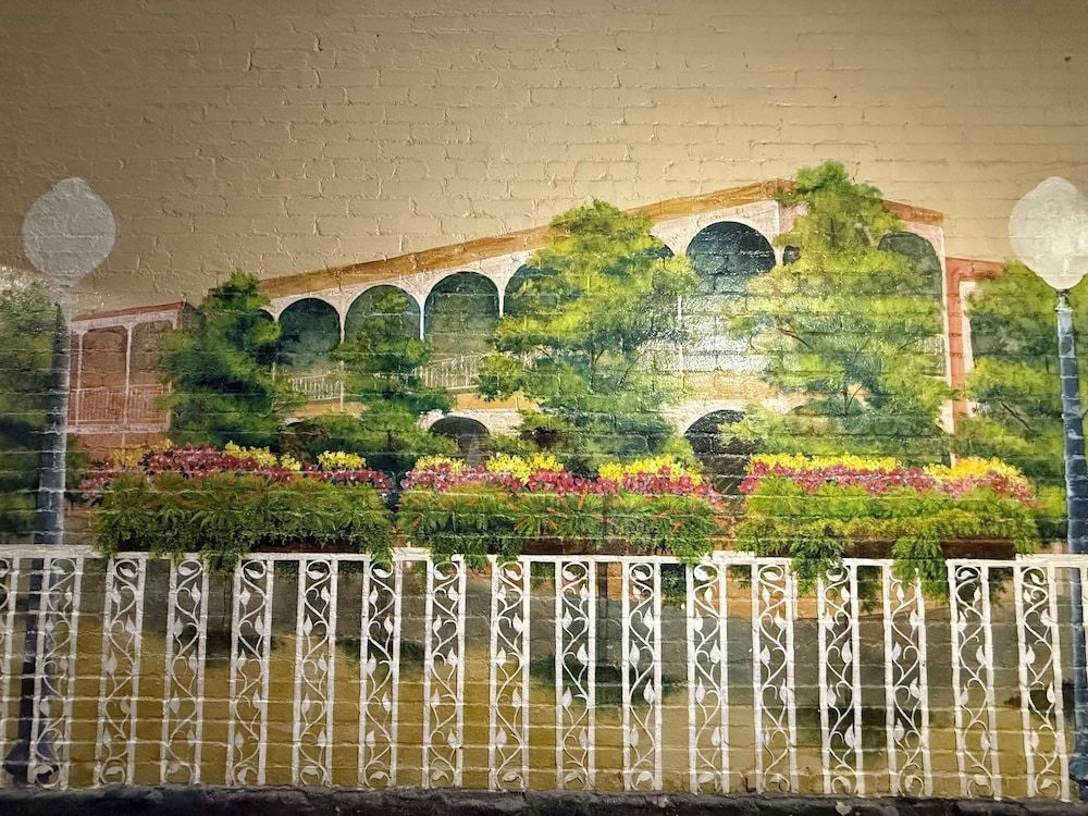 The Windsor Inn2