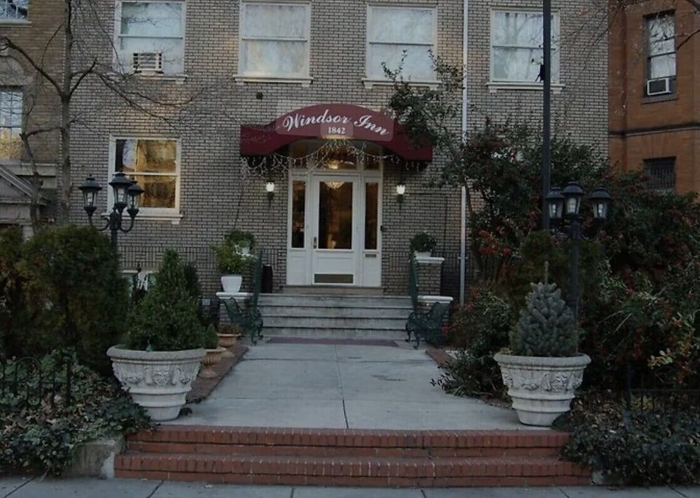 The Windsor Inn1