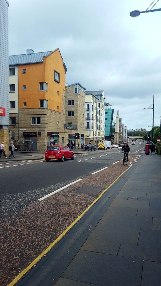 Sakina Apartment- Scottish Parliament 21