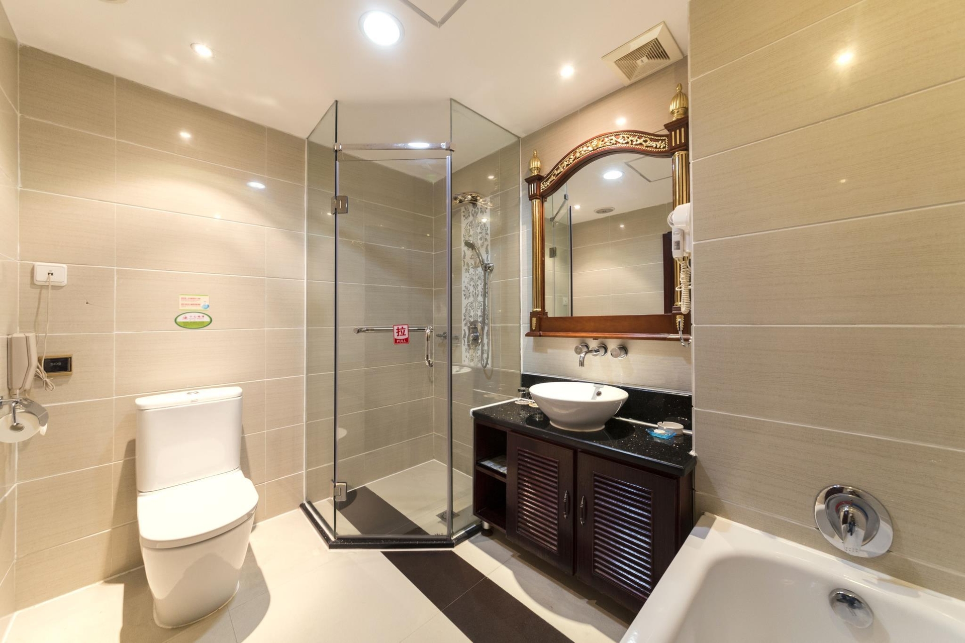 New West Street International Hotel4