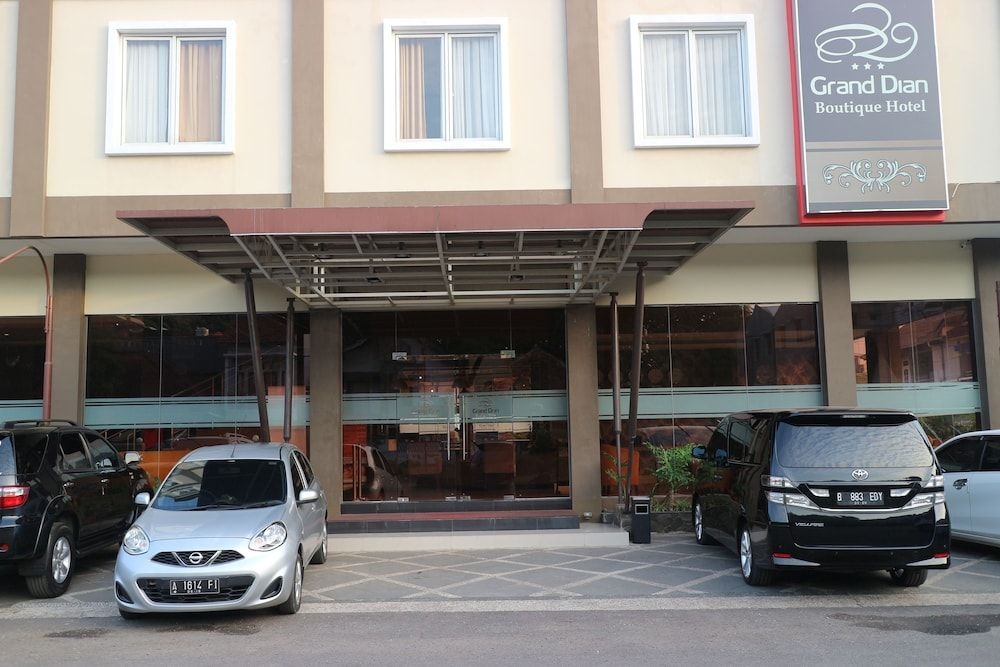 Royal Mega Boutique Hotel1