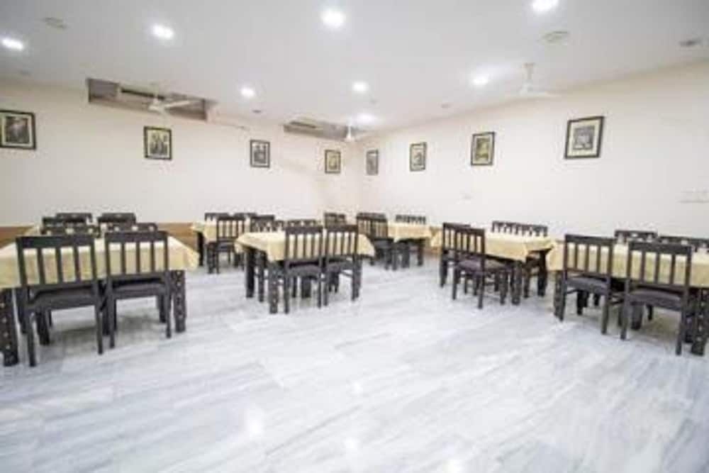 Hotel Ramvilas2