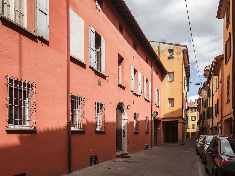 Rizzoli University0