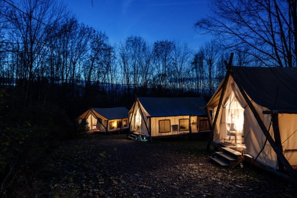 FireLight Camps1