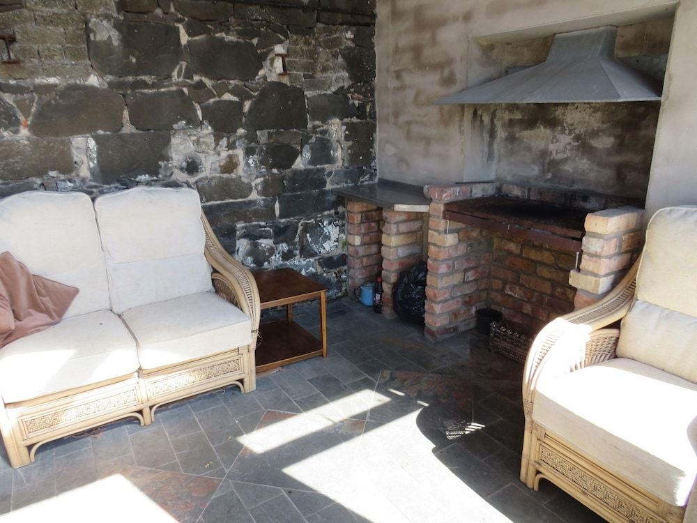 Carnside Guest House1