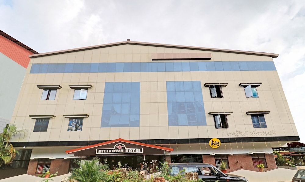 Hilltown Hotel2