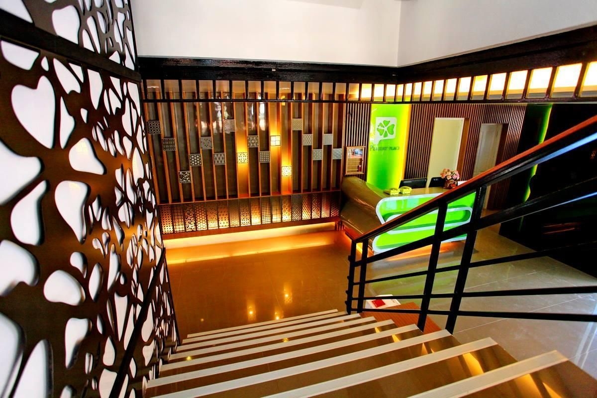 โรงแรมต้นกก (Tonkok Hotel)3