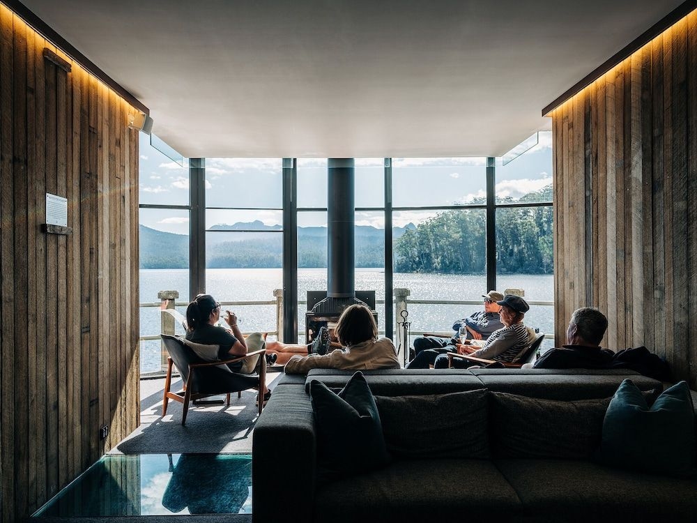 Pumphouse Point4