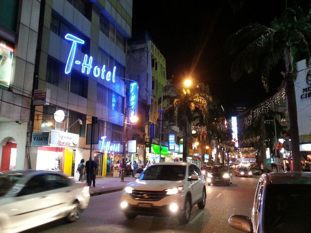 โรงแรมที บูกิต บินตัง (T-Hotel Bukit Bintang)0