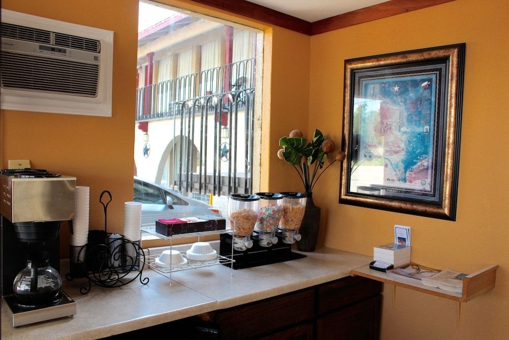 Executive Inn and Suites3