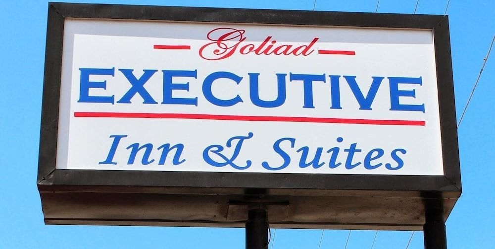 Executive Inn and Suites0