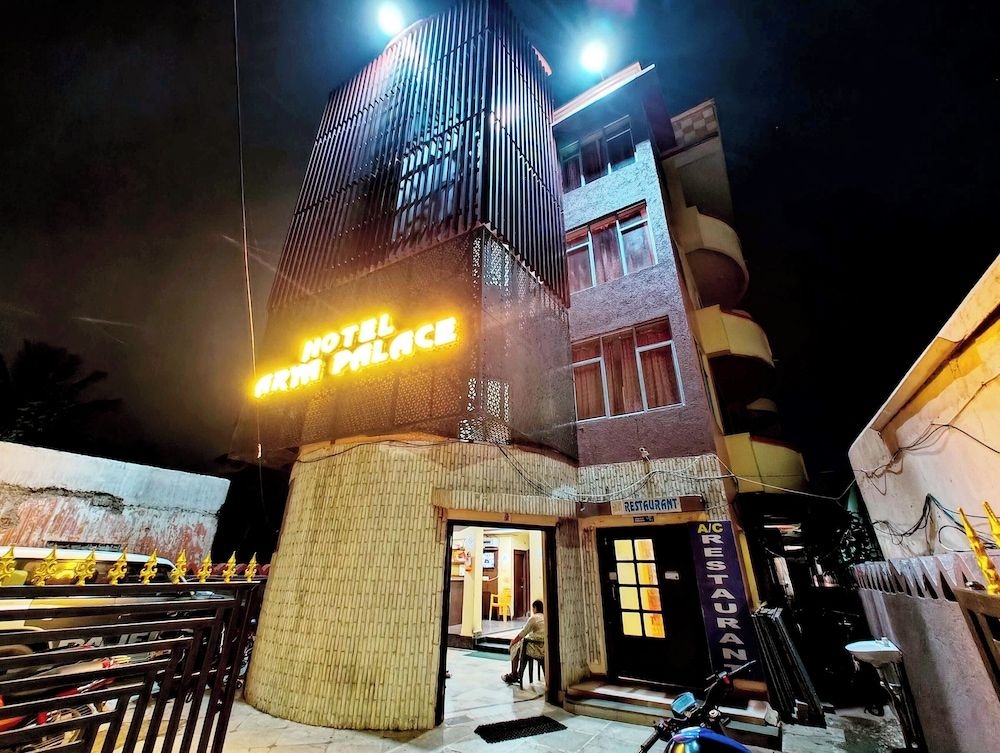 Hotel Arya Palace1