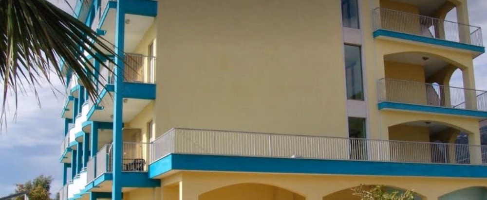 Meridian Hotel1