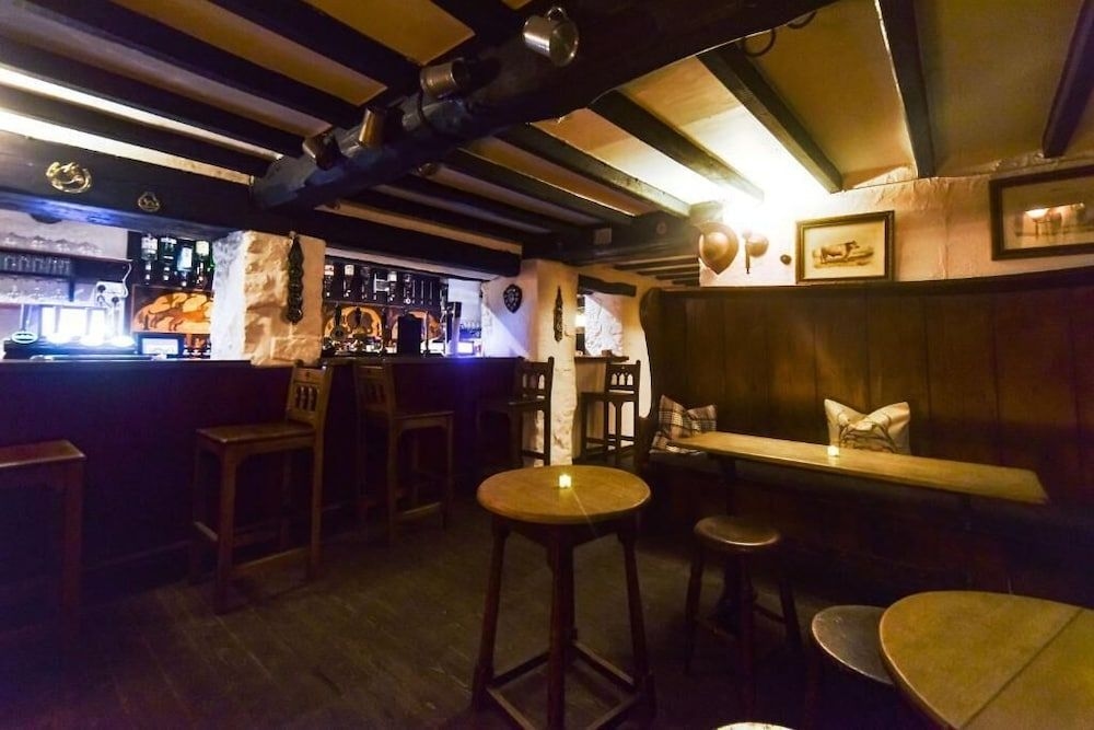 The Bear Inn & Hotel3
