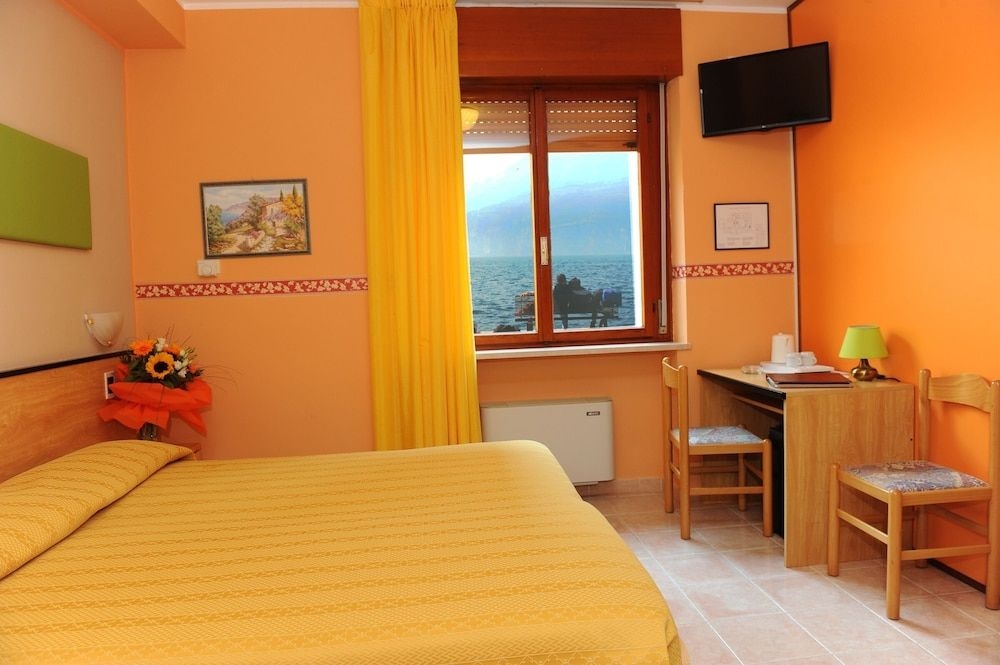 Cristallo Hotel0