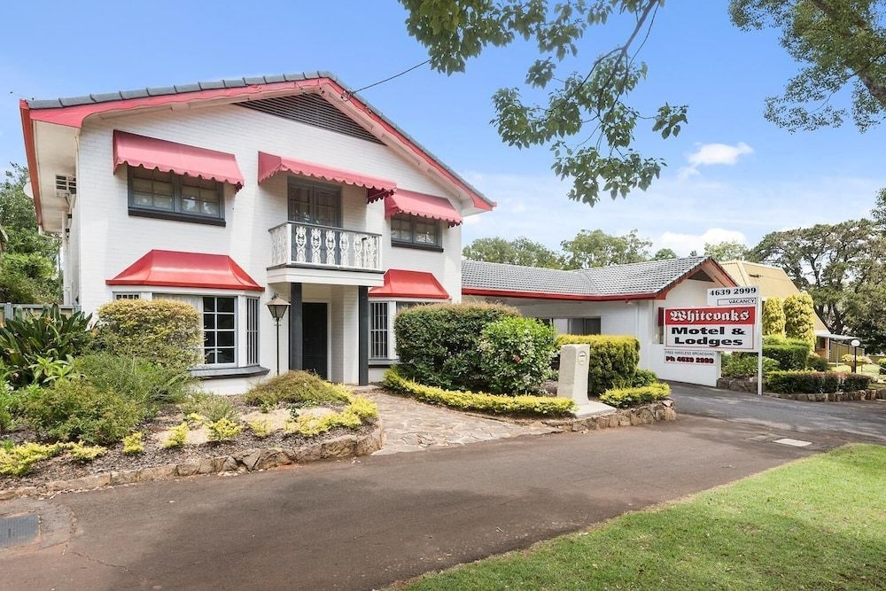 Whiteoaks Motel4