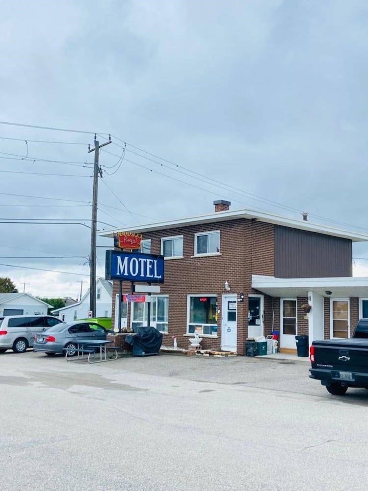 Regal Motel2