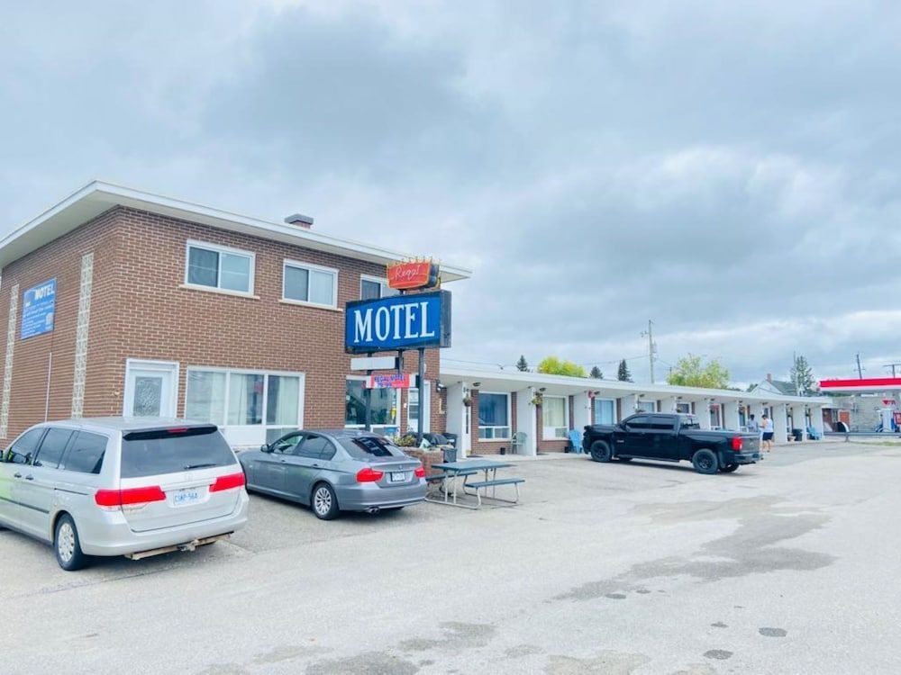 Regal Motel1