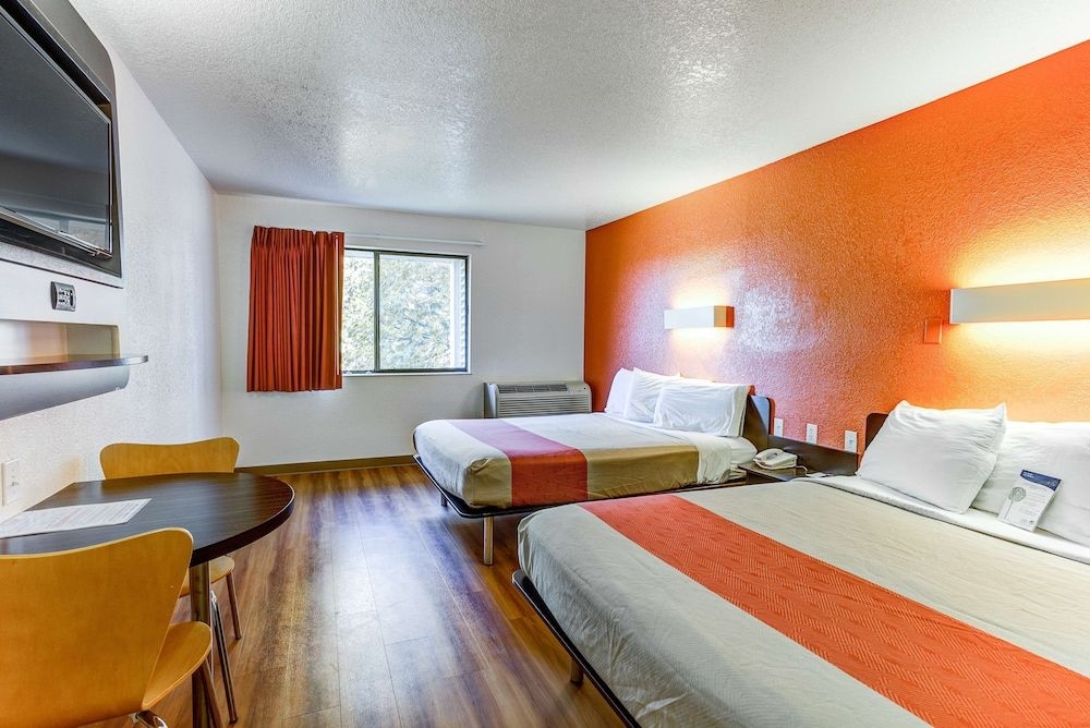 Motel 6 Tigard West4