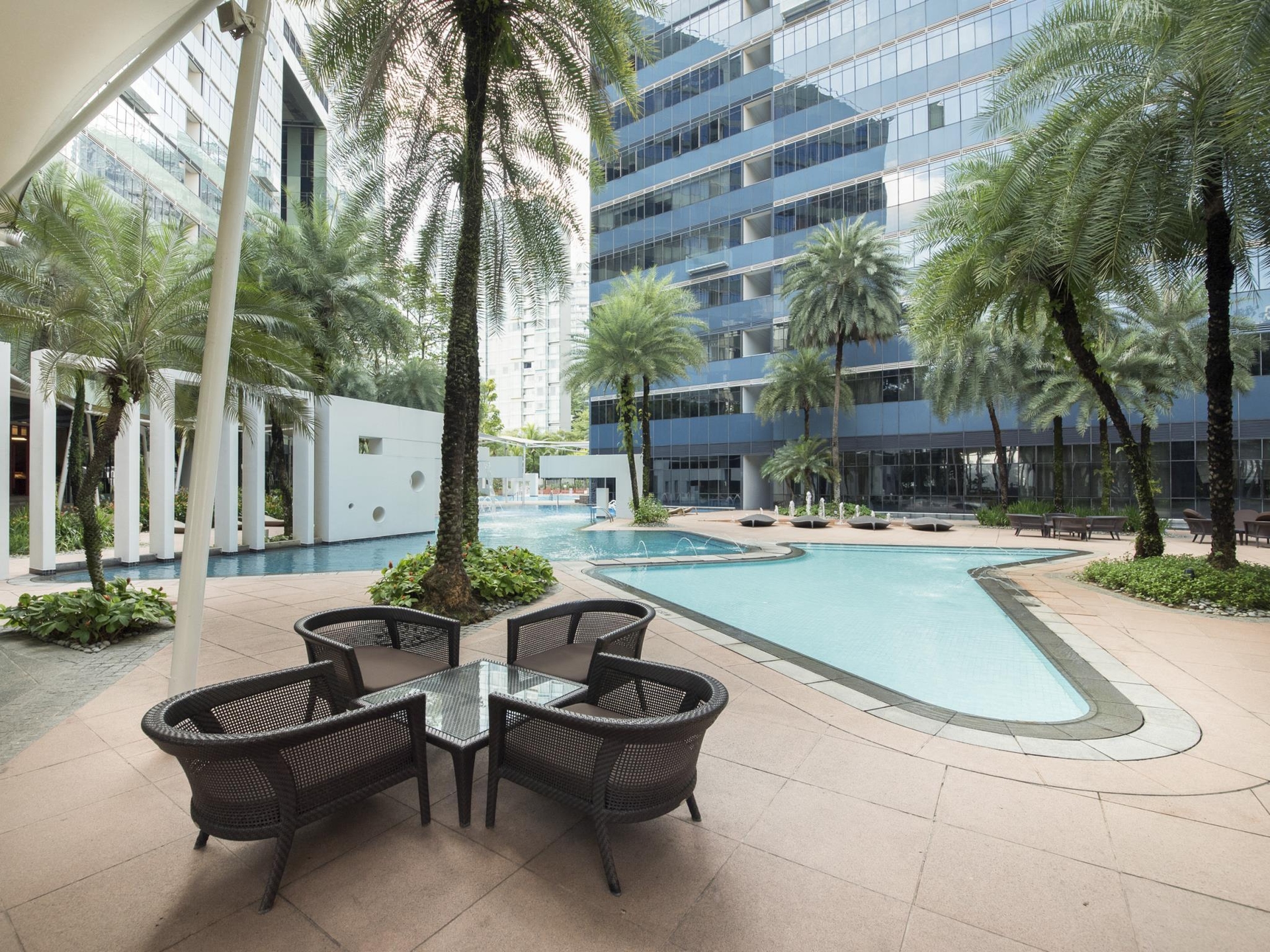 Orchard Scotts Residences by Far East Hospitality1