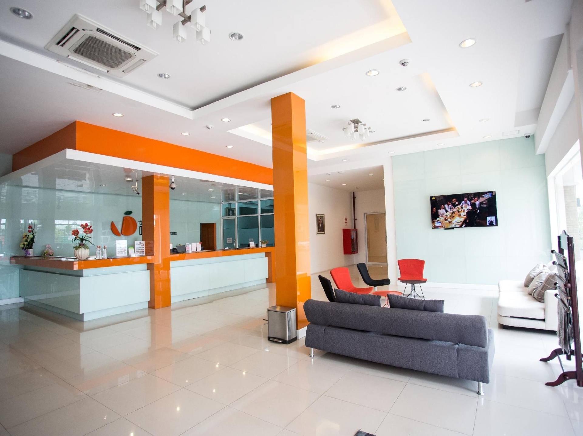 โรงแรมออริจินัล ออเรนจ์ (Original Orange Hotel)1