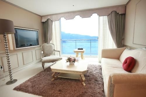 Hotel Riviera Geoje1