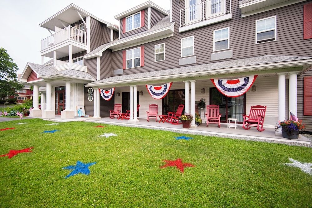 Mount Desert Street Motel4