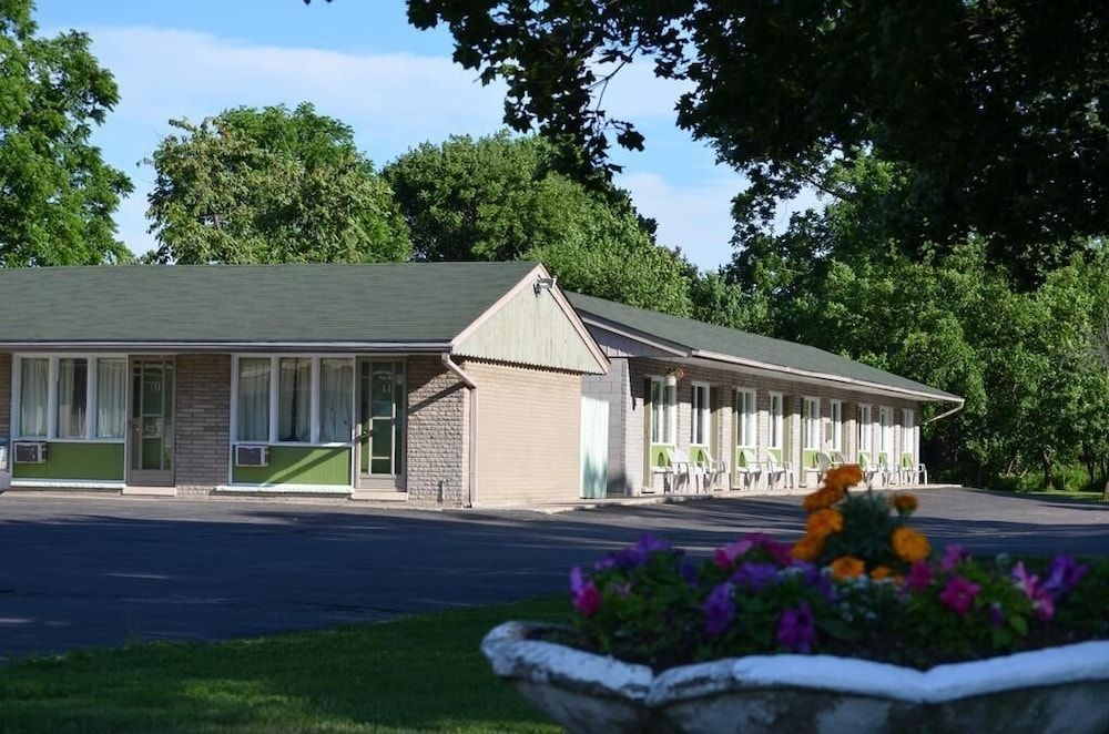 Mohawk Motel1