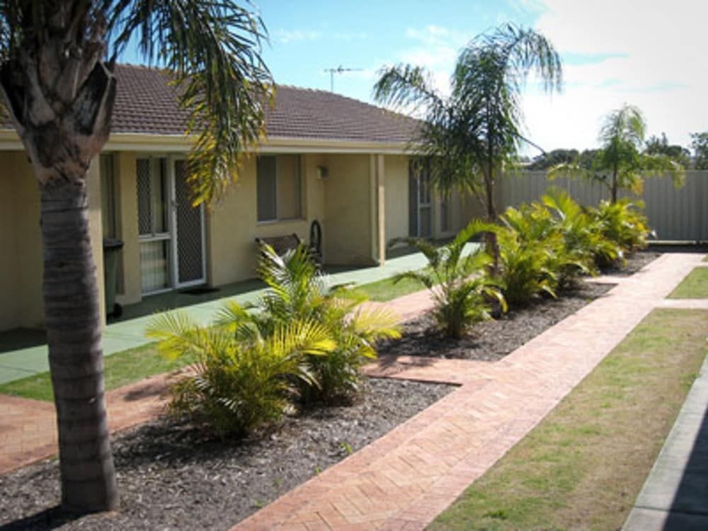 Como Apartments - Geraldton2