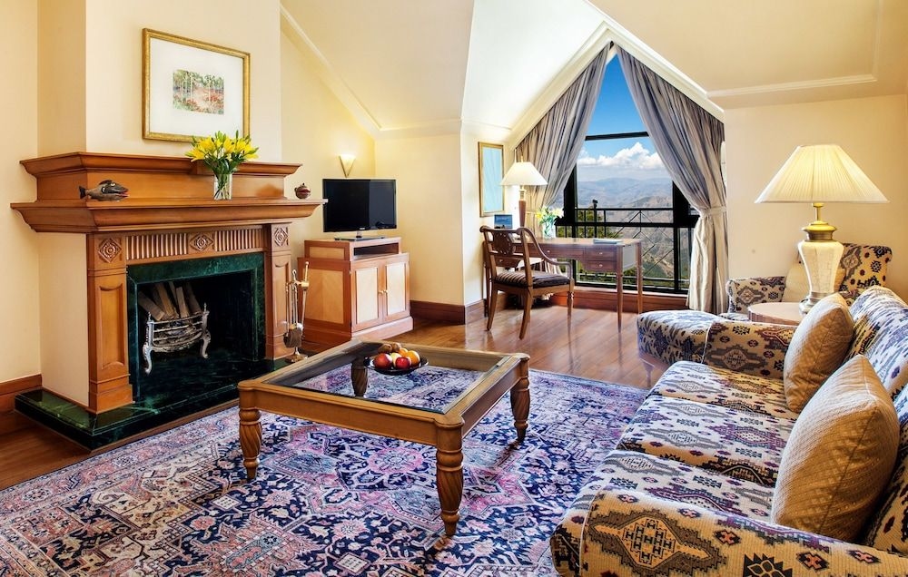 Wildflower Hall4