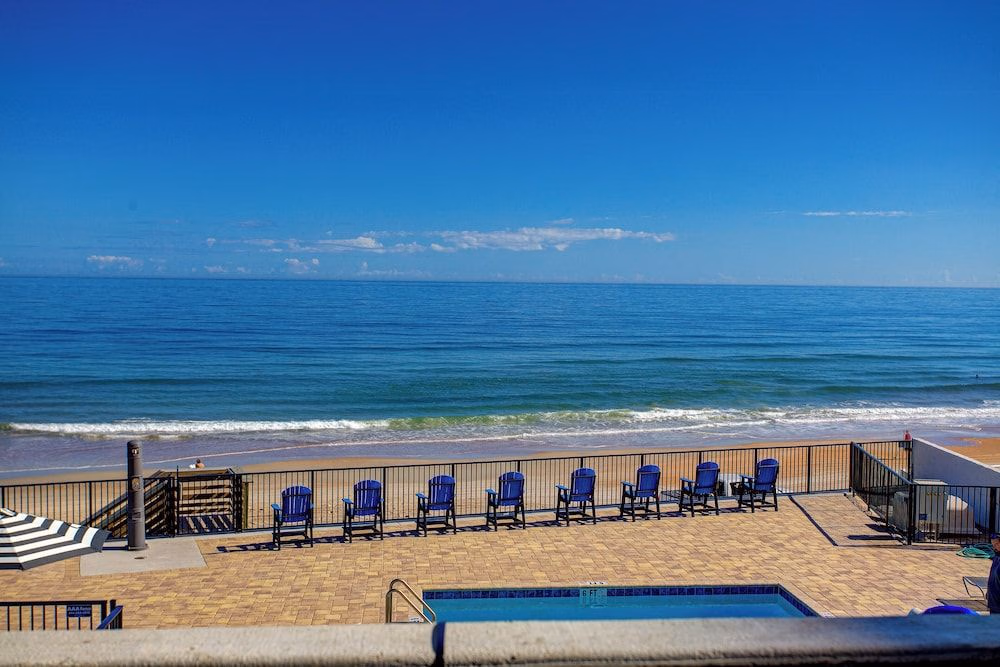 ลา เบลลา โอเชียนฟรอนต์ อินน์ (La Bella Oceanfront Inn)4