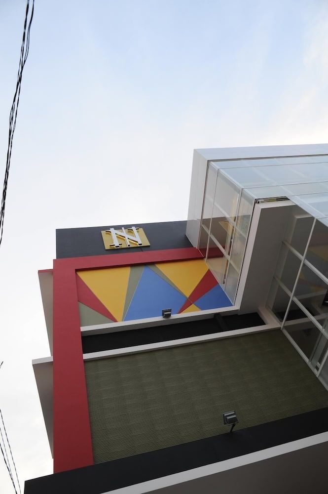 Nozz Hotel Semarang1