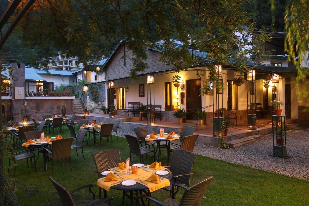 Hotel Shervani Hilltop1