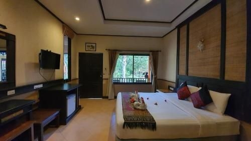 เพ็นนี รีสอร์ท (Penny's Resort)2