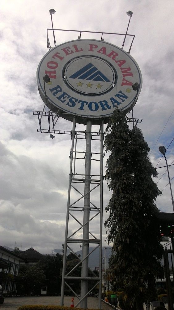 Parama Hotel0