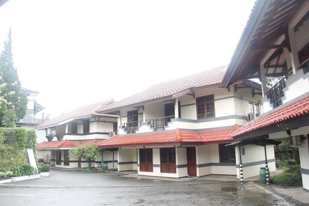 Parama Hotel4