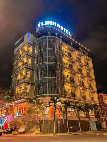 โรงแรมอี้หลินห์ (Y Linh Hotel)0