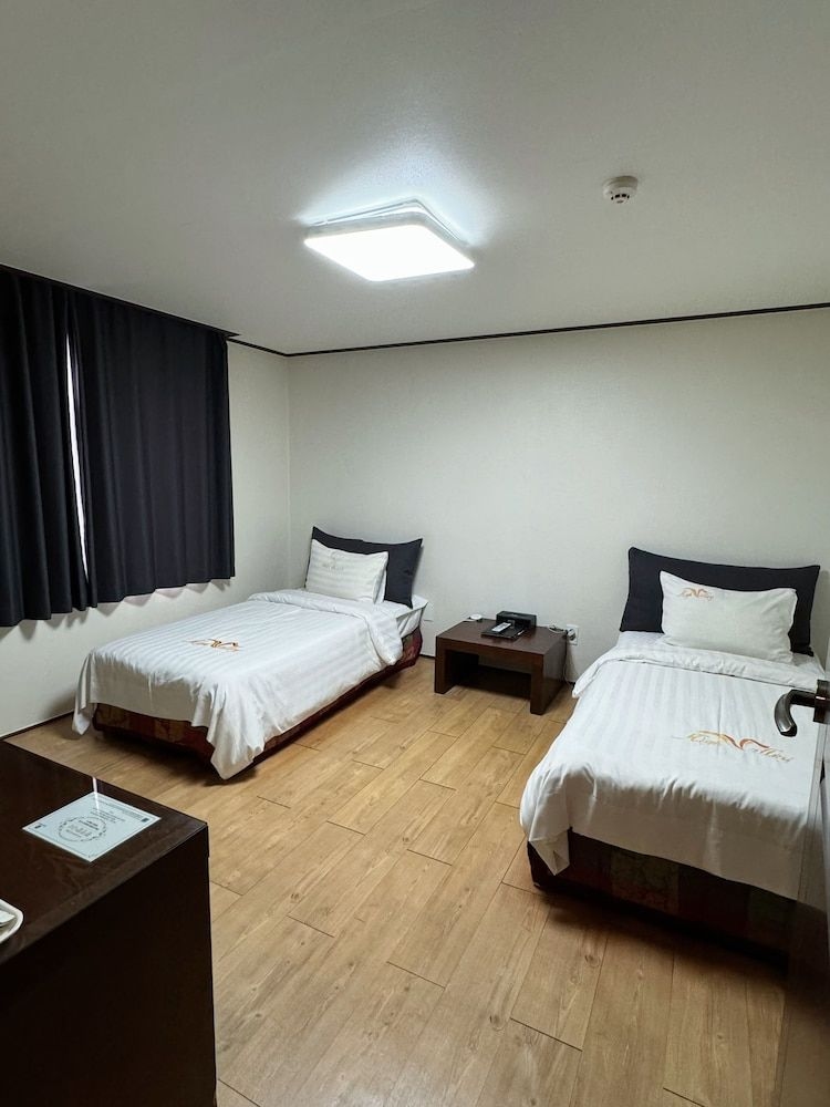 Goodstay HighValley Hotel4
