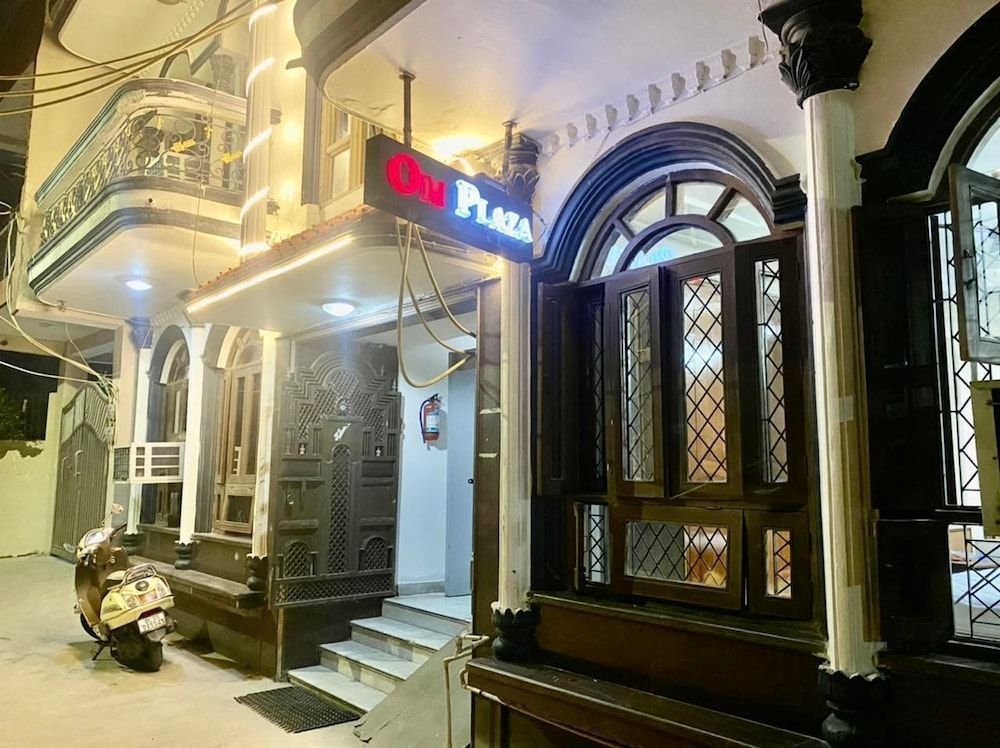 OM Palace4