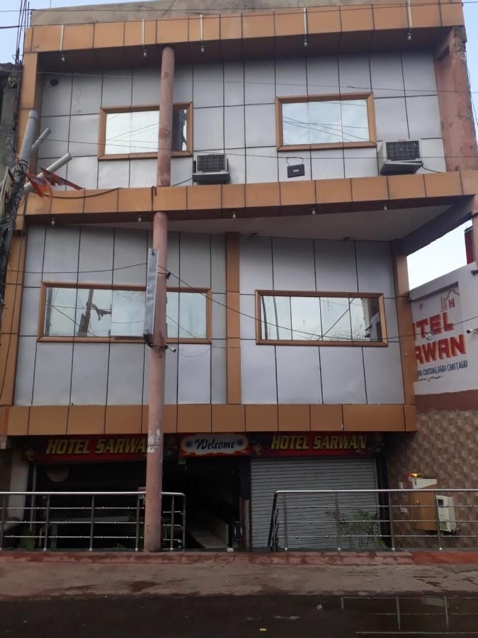 Hotel Sarwan0